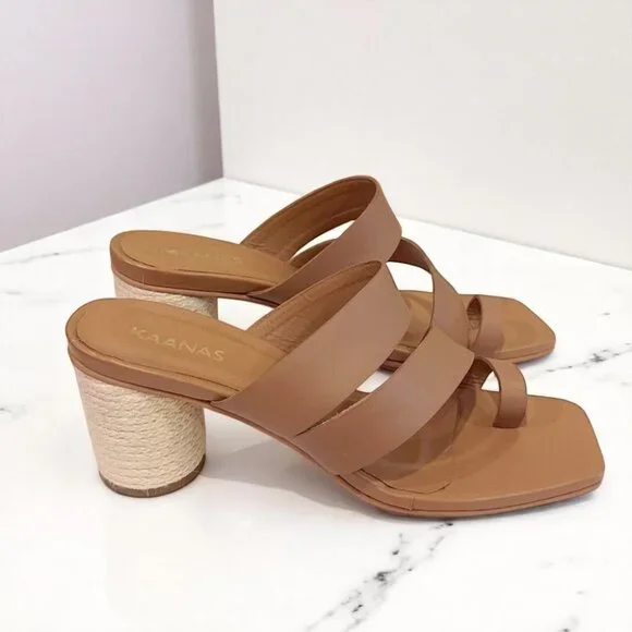 NWOT Kaanas Topaz Toe Ring Strappy Heel Sandal